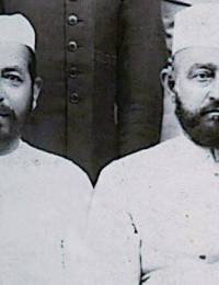 Hakeem Zafar Khan with his brother Mohammad Ahmed Khan.jpg